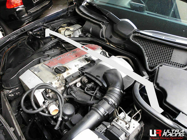 Ultra Racing - 2pt Front Strut Tower Brace - 1996-2002 Mercedes-Benz E-Class (W210) - UR-TW2-1971