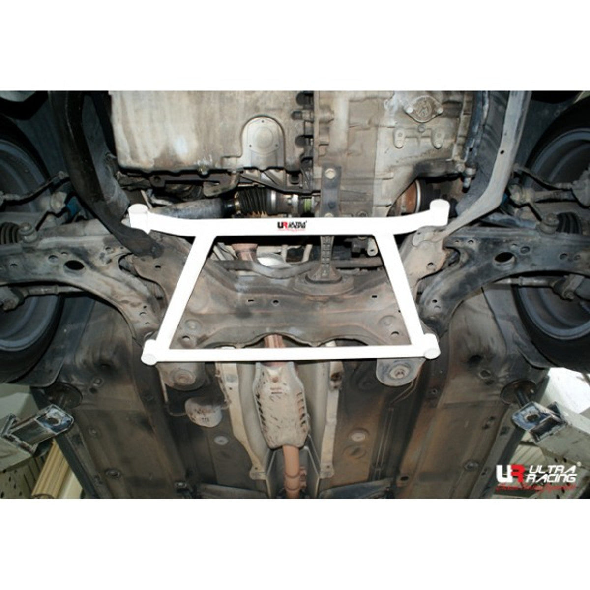 Ultra Racing - 4pt Front Lower Brace - VOLKSWAGEN VW GOLF GTI (MK4) 1997-2003 - UR-LA4-1271