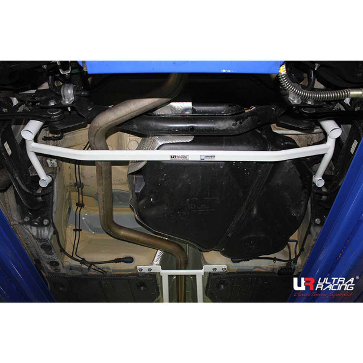 Ultra Racing - 4pt Rear Lower Brace - Audi A3 / S3 - UR-RL4-3049