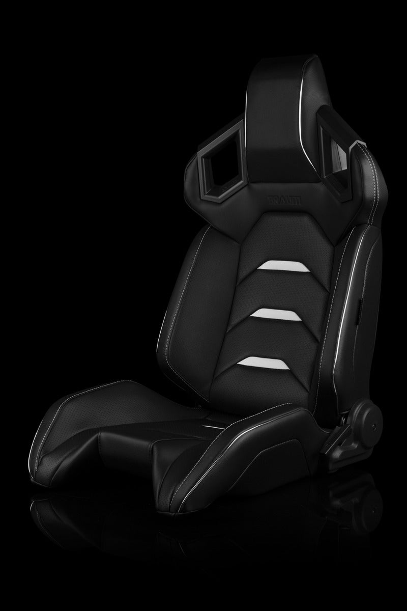Braum - ALPHA-X SERIES RACING SEATS (BLACK & WHITE) – PAIR